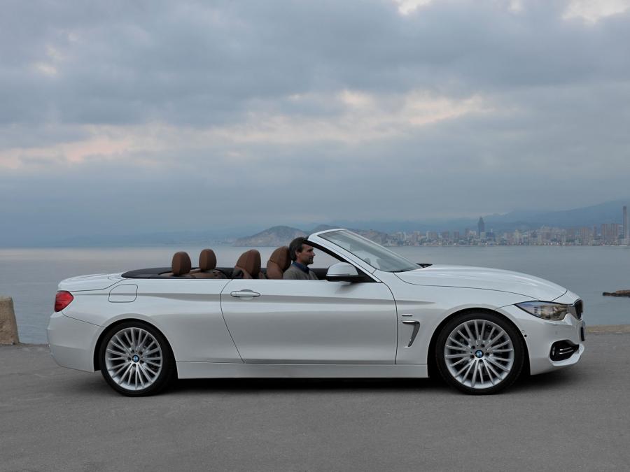  BMW 428i Convertible Luxury Line 2013 года  (фото 3 из 19)